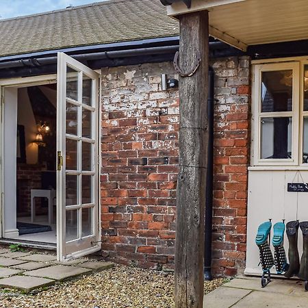 The Stables Villa Waltham on the Wolds Exterior photo